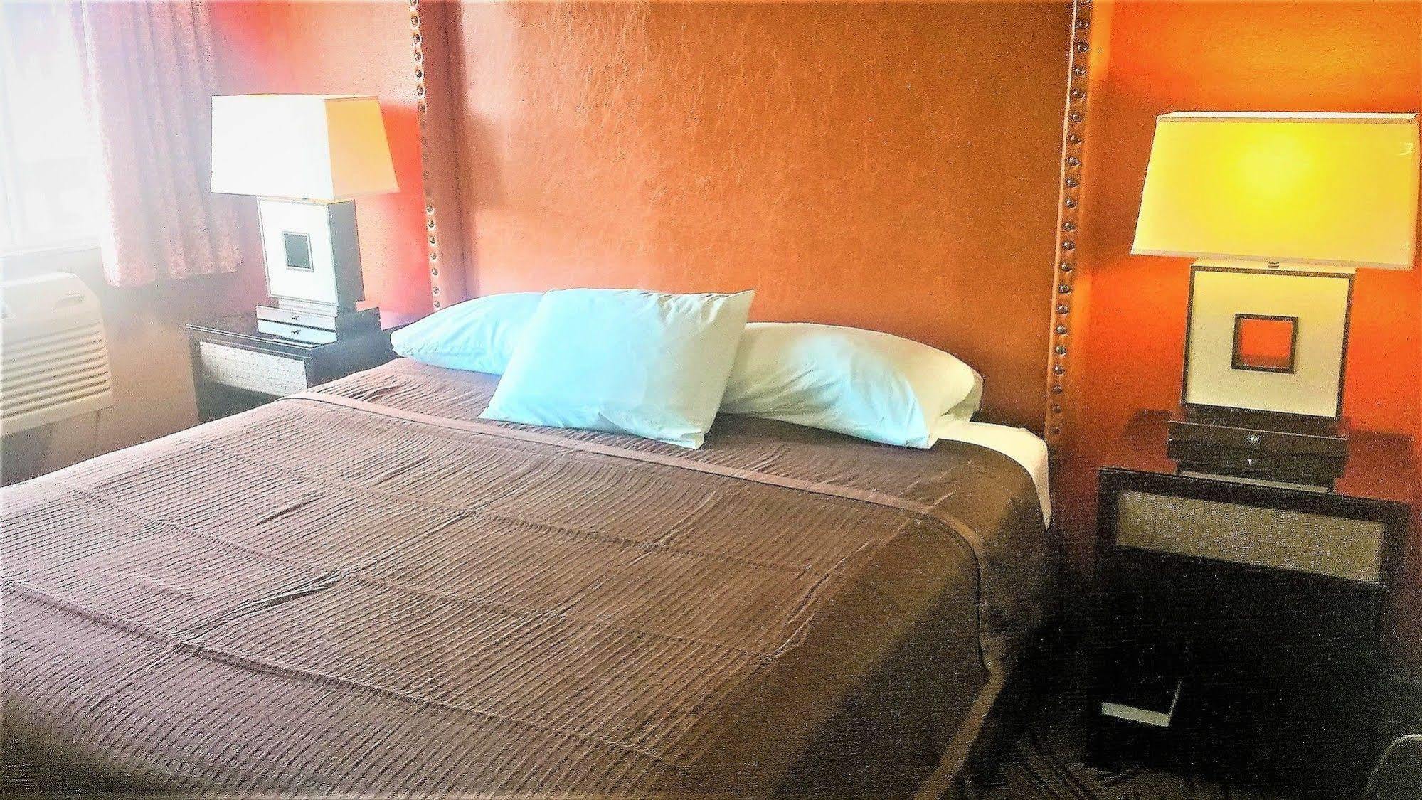 Banfield Motel
